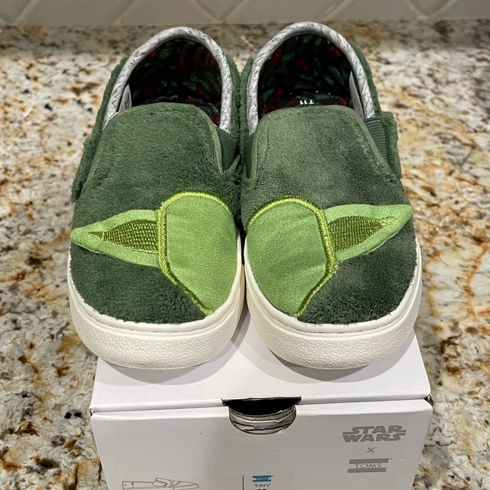 TOMS x Star Wars Luca Slip On